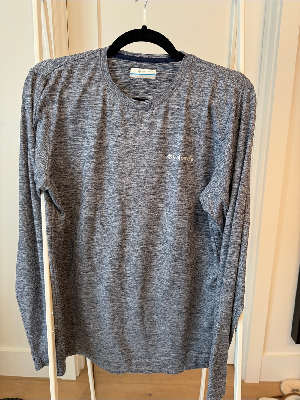 Columbia Heather Gray Long-Sleeve Performance Tee
